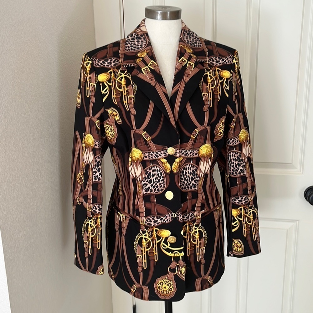 Beautiful, heavy weight jacket, western theme size 44 by Laurel